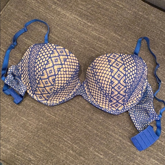 Victoria's Secret Other - Victoria’s Secret 38D textured bra